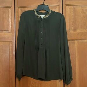 Banana Republic Hunter Green top with gold neck details size XS